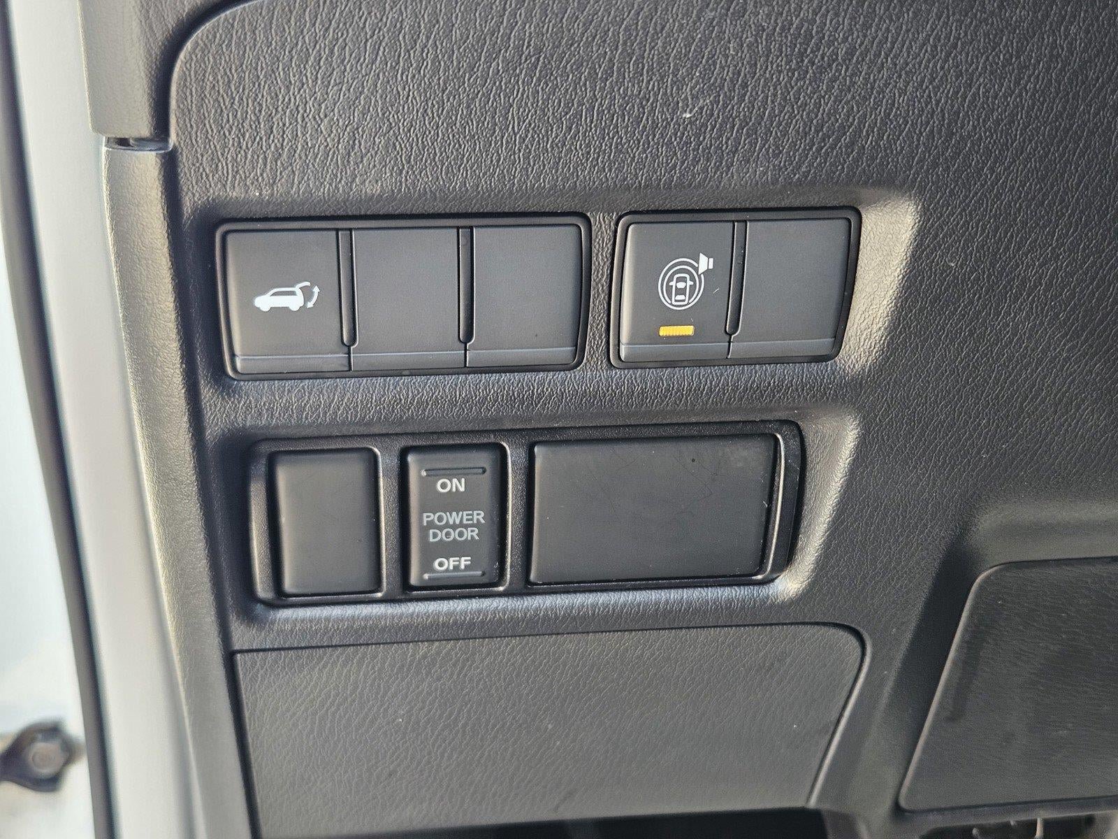 Used 2022 Nissan Armada SL w/ Captain's Chairs Package RWD image 16