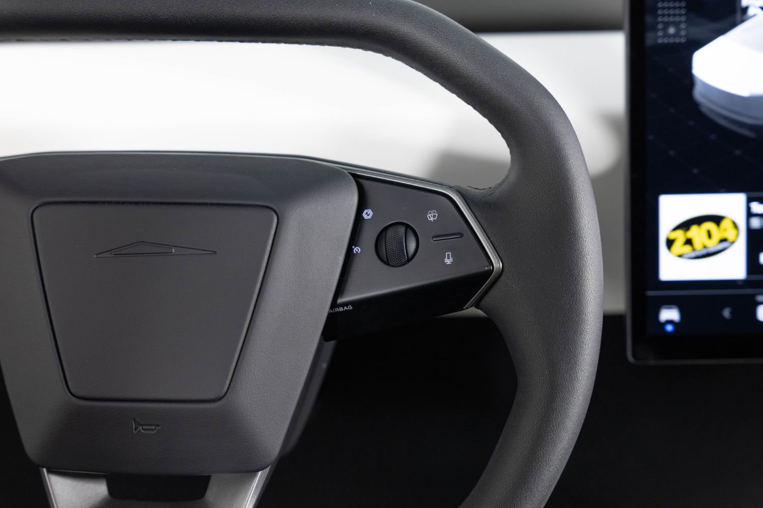 Used 2024 Tesla Cybertruck AWD Crew Cab image 31