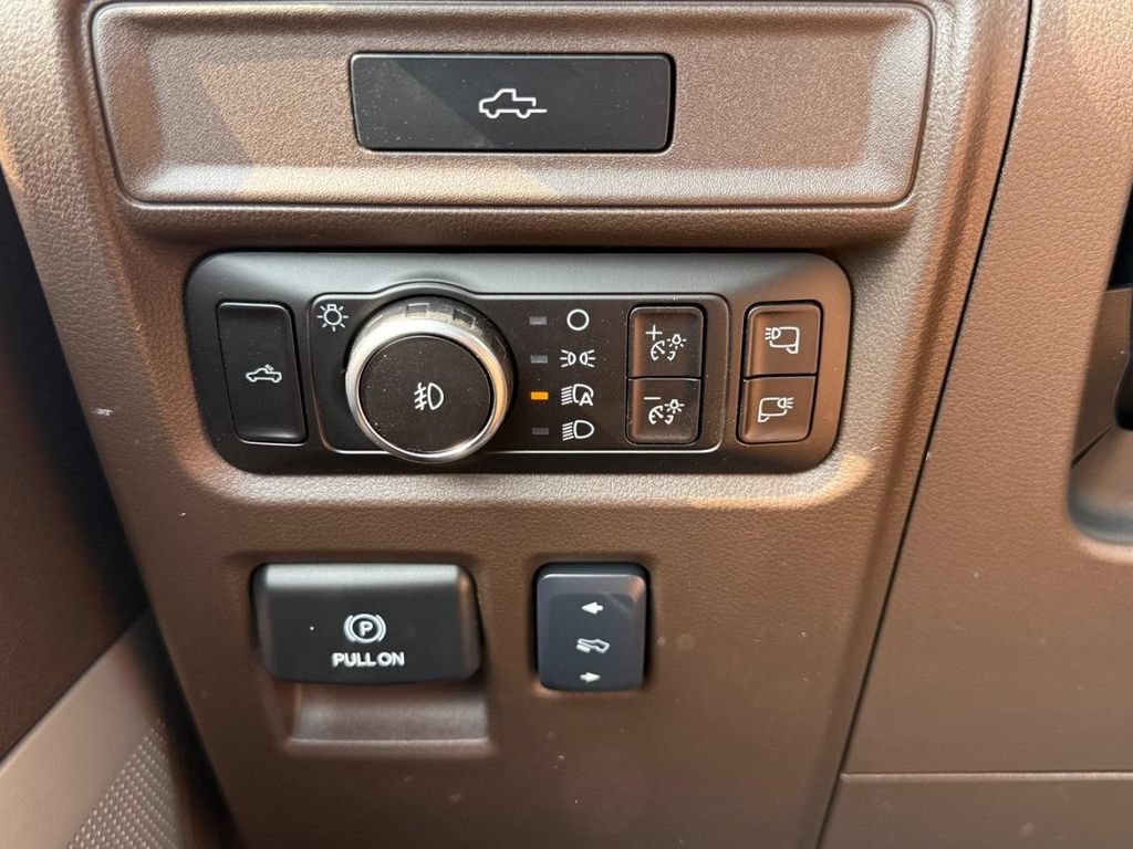 New 2026 Ford F150 King Ranch w/ Equipment Group 601A High AWD/4WD image 18