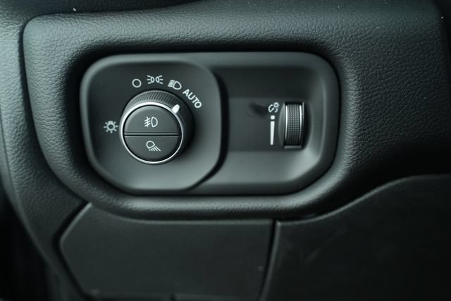 New 2026 RAM 2500 Big Horn AWD/4WD image 31