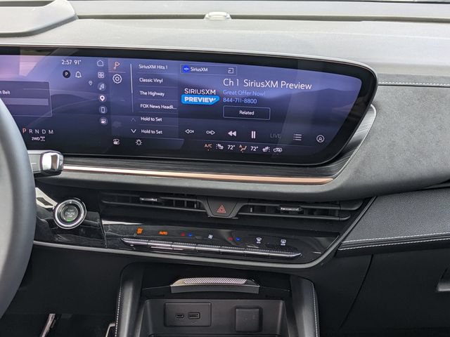Used 2024 Buick Envision Sport Touring AWD/4WD image 18