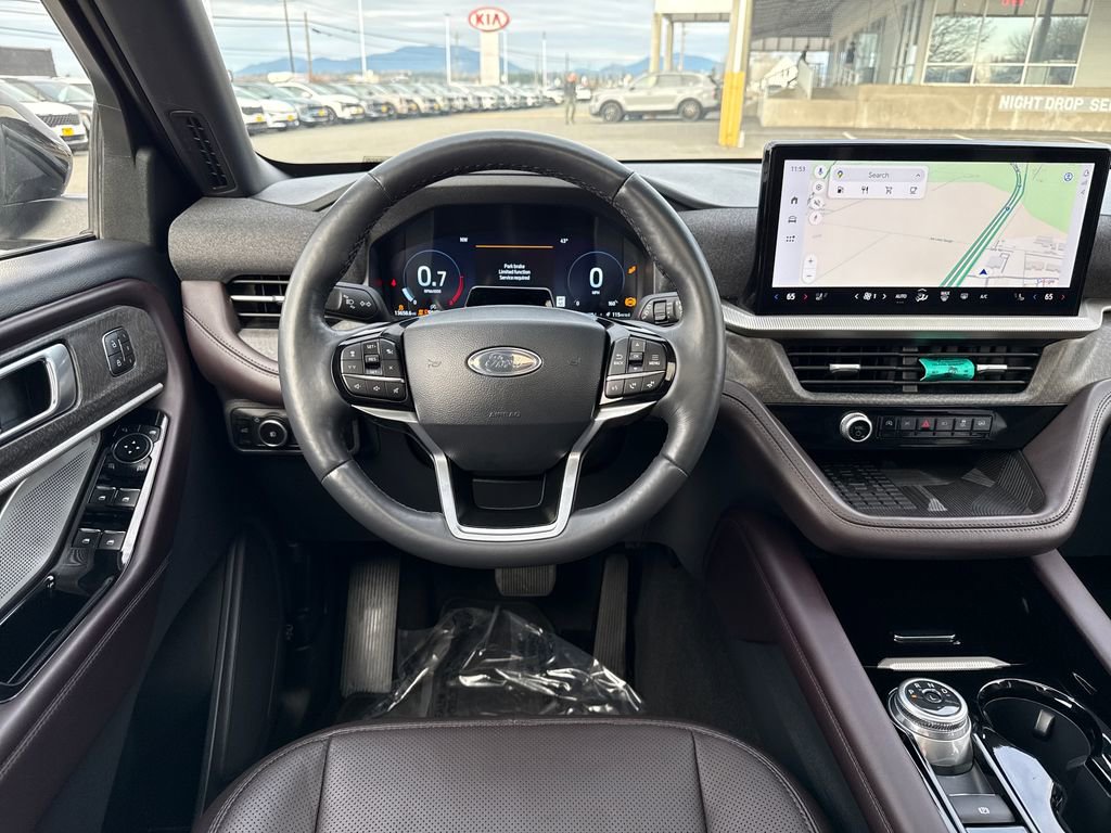 Used 2025 Ford Explorer Platinum w/ LUX Leather Package image 29