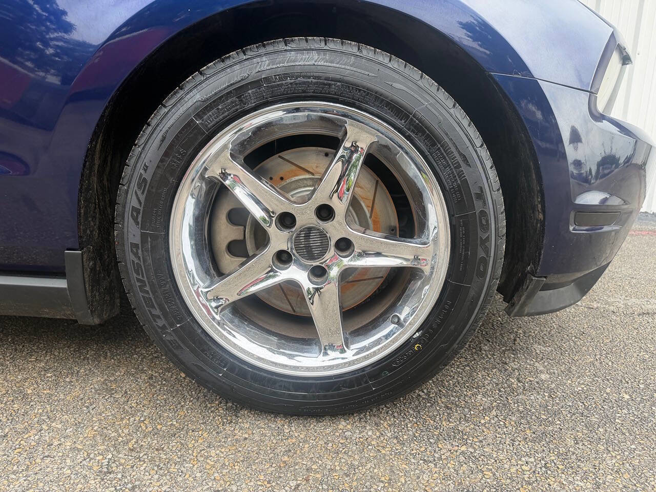 Used 2012 Ford Mustang GT RWD image 15