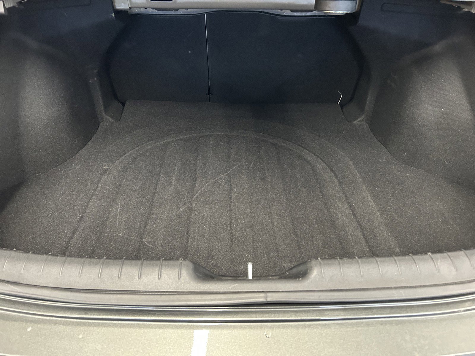 Used 2025 Hyundai Elantra Limited image 15