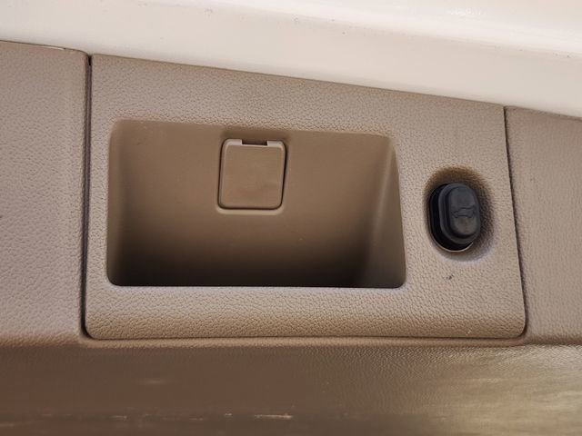 Used 2019 GMC Yukon SLT image 38