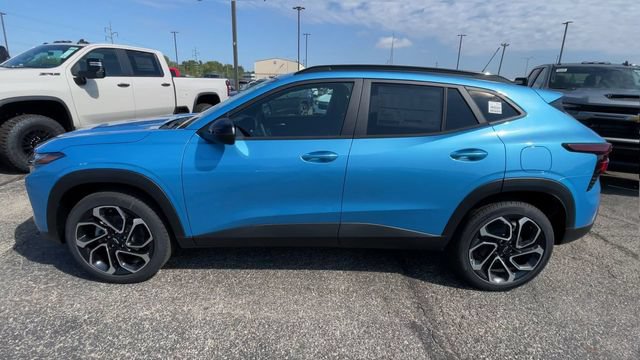 New 2026 Chevrolet Trax RS w/ Sunroof Package FWD image 7
