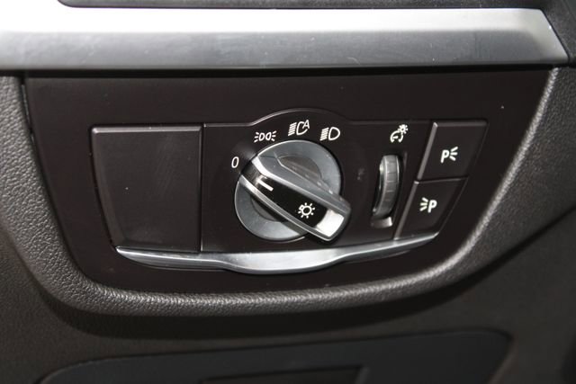 Used 2022 BMW X3 sDrive30i w/ Convenience Package RWD image 13