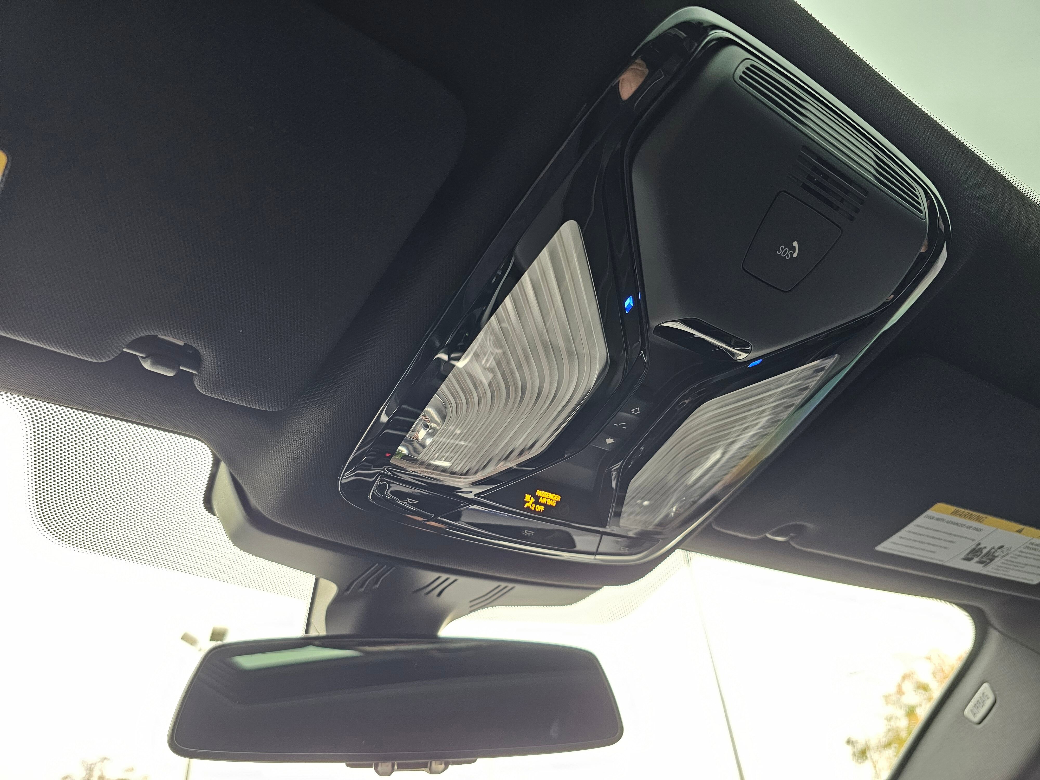 Certified 2022 BMW M550i xDrive w/ Executive Package image 27