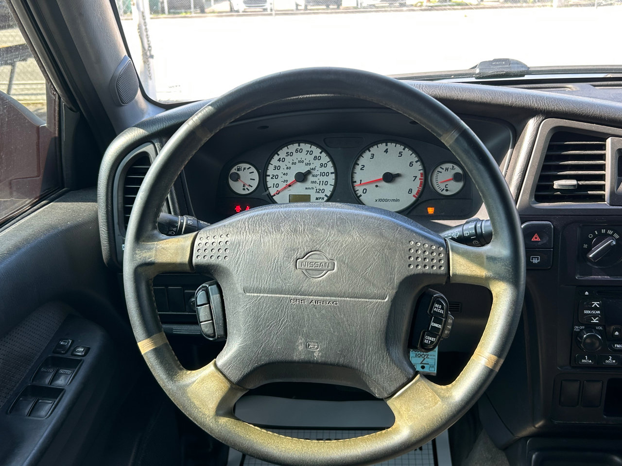 Used 2001 Nissan Pathfinder SE image 17