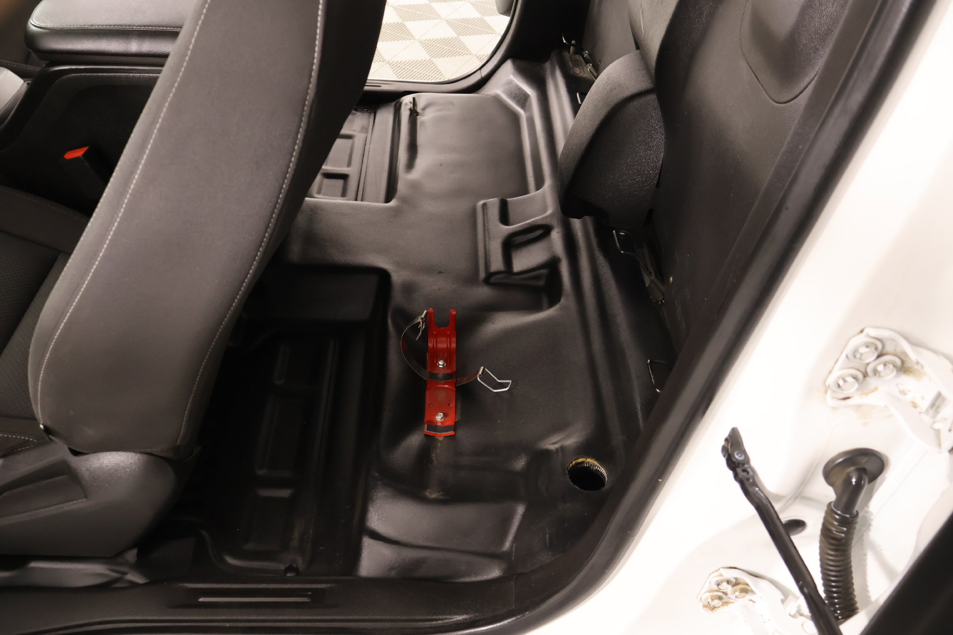 Used 2022 Chevrolet Colorado LT w/ Fleet Safety Package RWD image 11