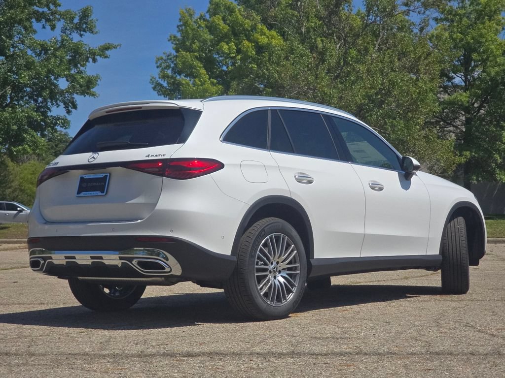 New 2027 Mercedes-Benz GLC 300 4MATIC image 17