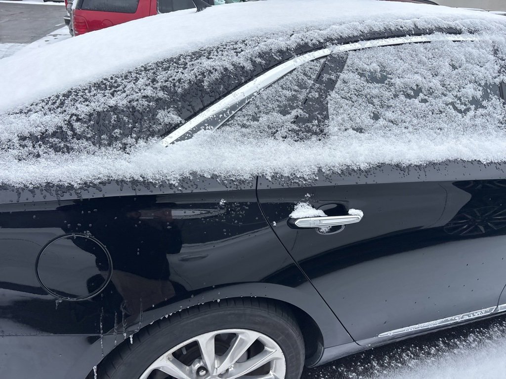 Used 2013 Cadillac XTS Luxury w/ Driver Awareness Package image 4