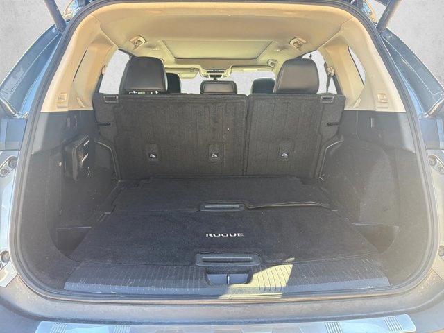 Used 2021 Nissan Rogue SL w/ Premium Package FWD image 6