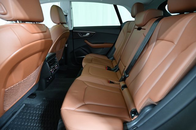 Used 2022 Audi Q8 Premium Plus w/ Premium Plus Package image 9