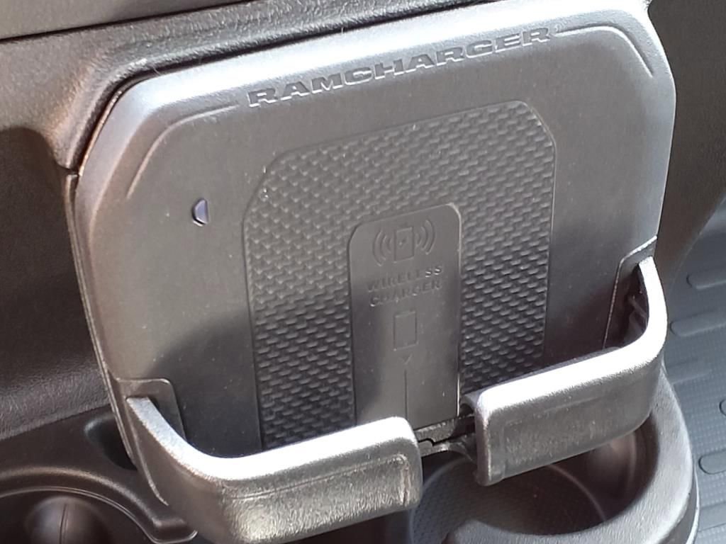 New 2024 RAM ProMaster 3500 w/ Premium Convenience Group image 10