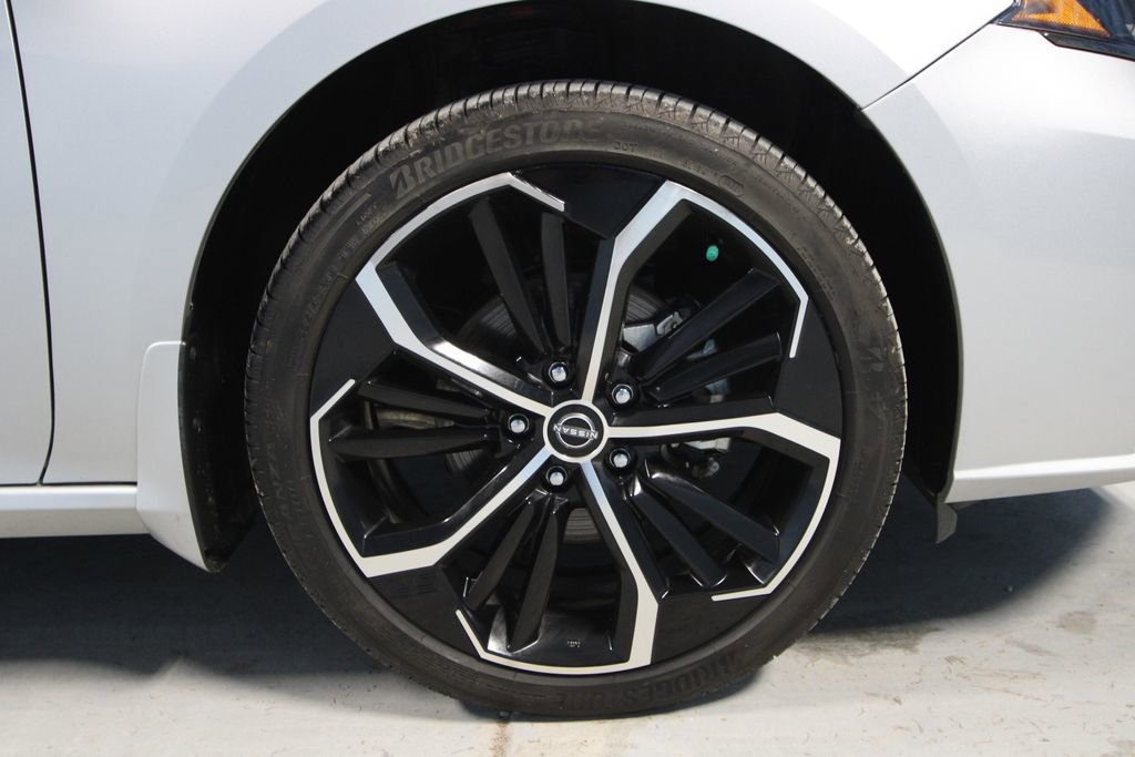 Used 2023 Nissan Altima 2.5 SR w/ SR Premium Package image 33