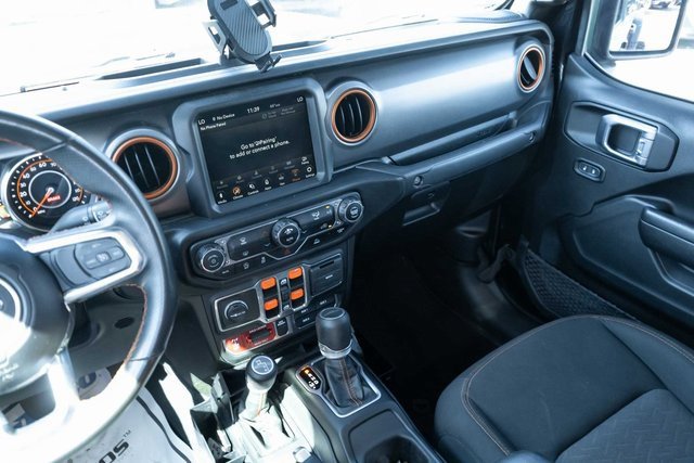 Used 2023 Jeep Gladiator Mojave w/ Trailer Tow Package image 16