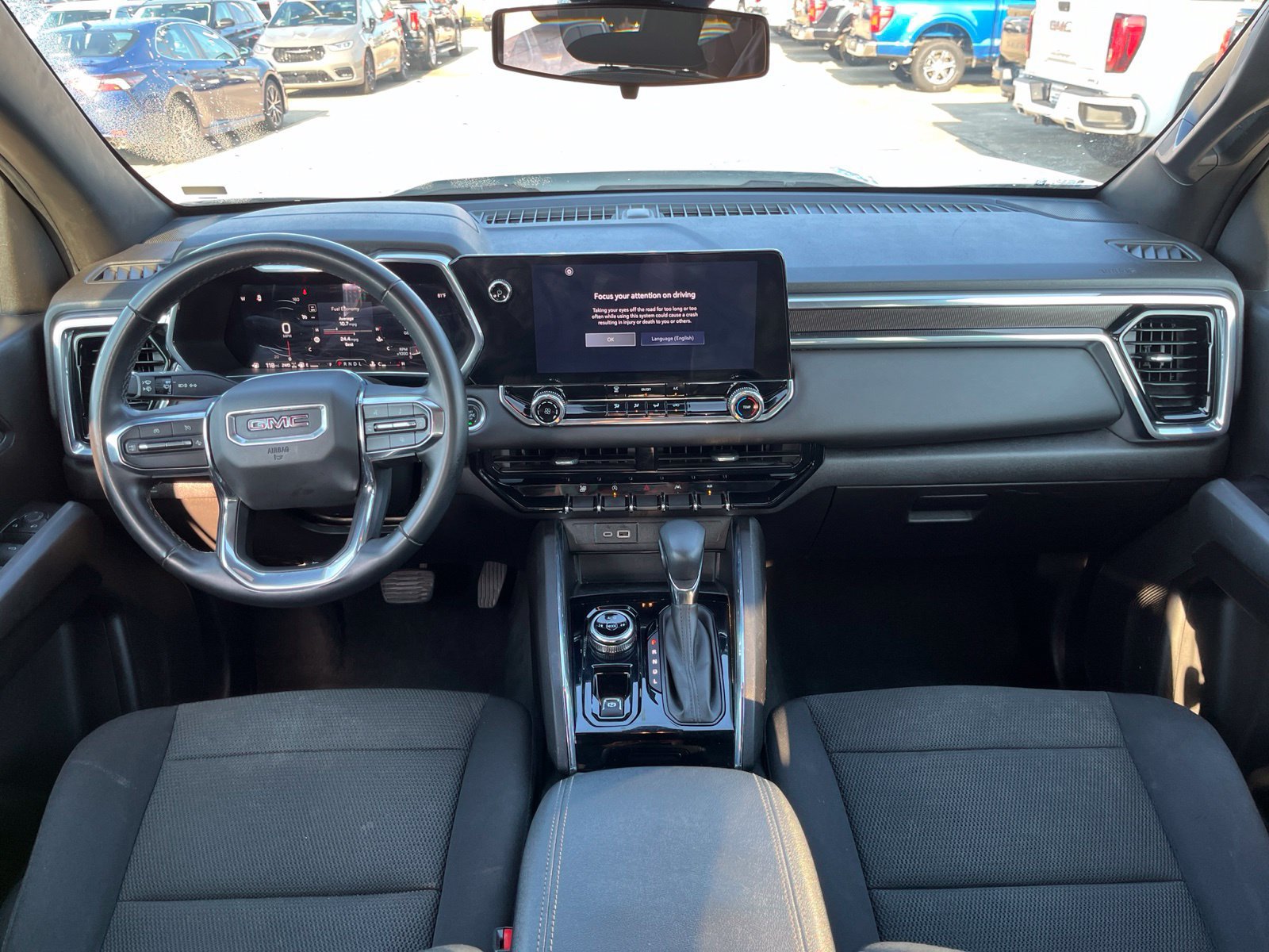 Used 2024 GMC Canyon Elevation AWD/4WD image 9