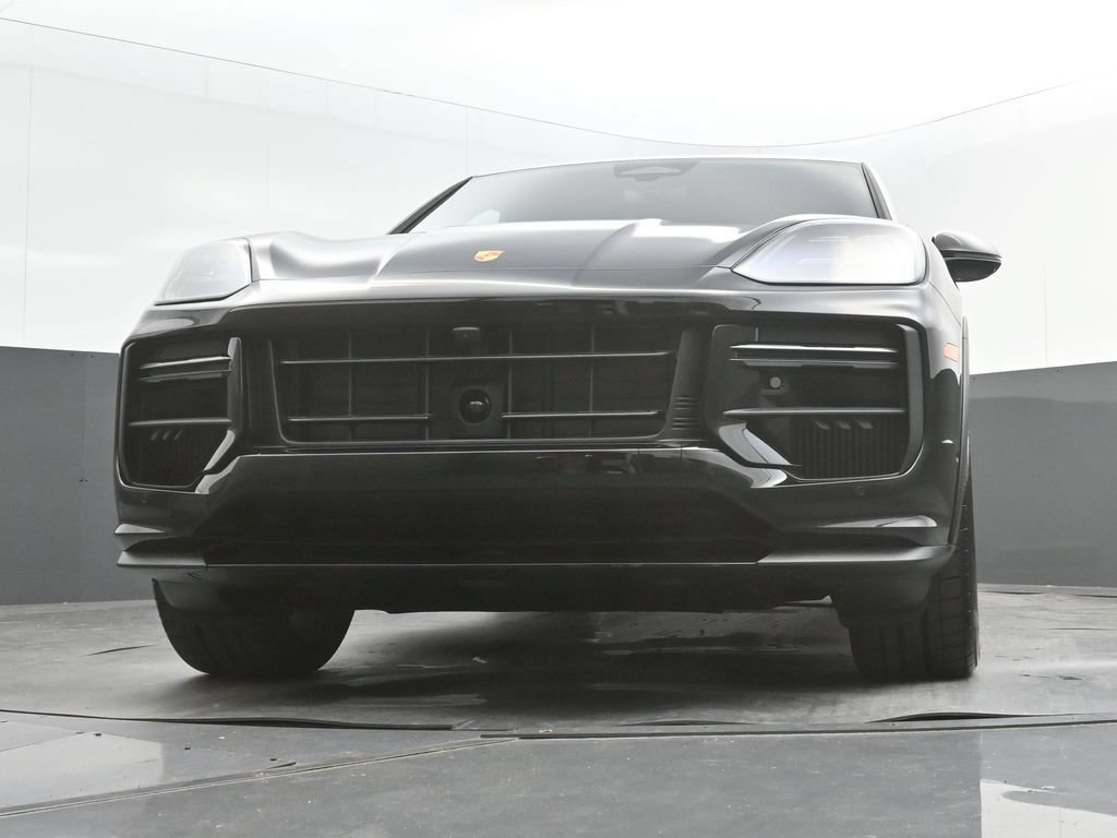 New 2026 Porsche Cayenne Turbo GT AWD/4WD image 45