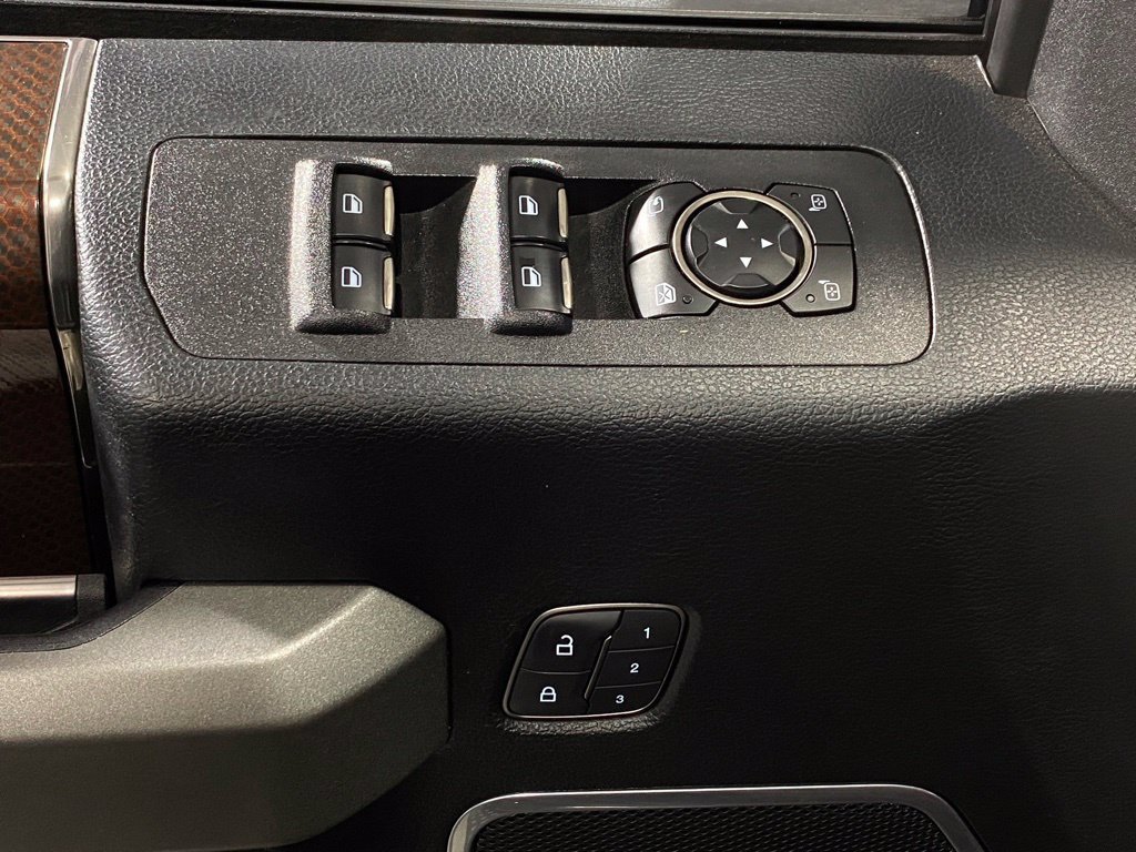 Used 2018 Ford F150 Raptor w/ Equipment Group 802A Luxury AWD/4WD image 13