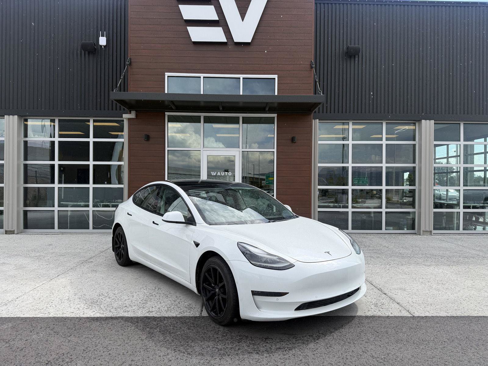 Used 2021 Tesla Model 3 Long Range AWD/4WD image 2