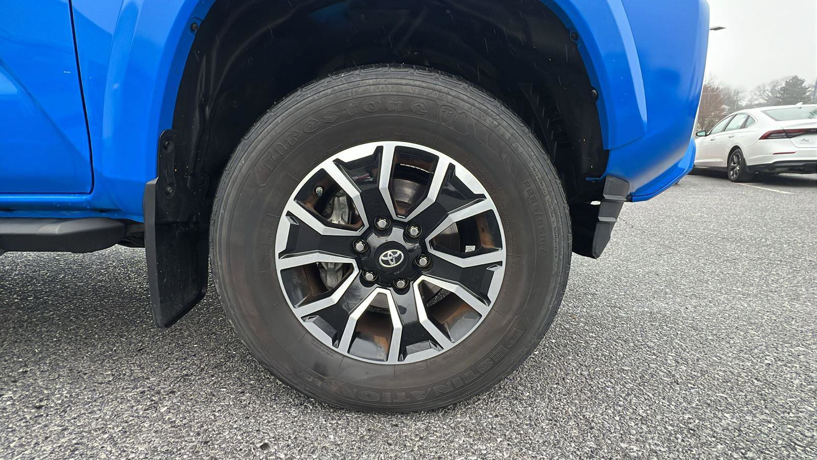 Used 2020 Toyota Tacoma TRD Sport image 11