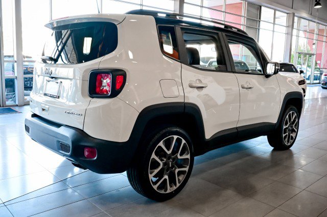 Used 2022 Jeep Renegade Limited w/ Sun, Sound & Wheels Group AWD/4WD image 5