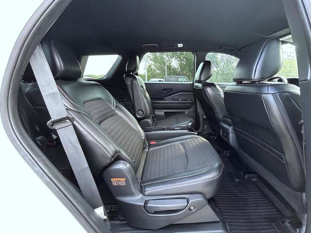 Certified 2024 Nissan Pathfinder Rock Creek AWD/4WD image 18