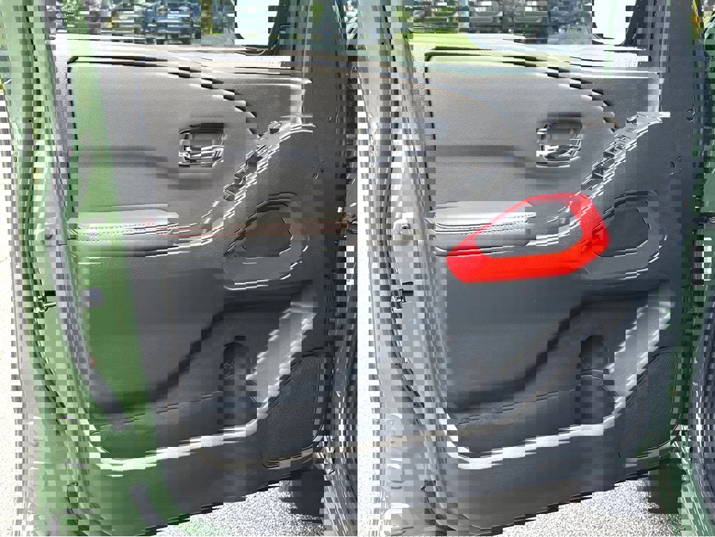 New 2025 Nissan Frontier PRO-4X w/ Black Accent Package image 22