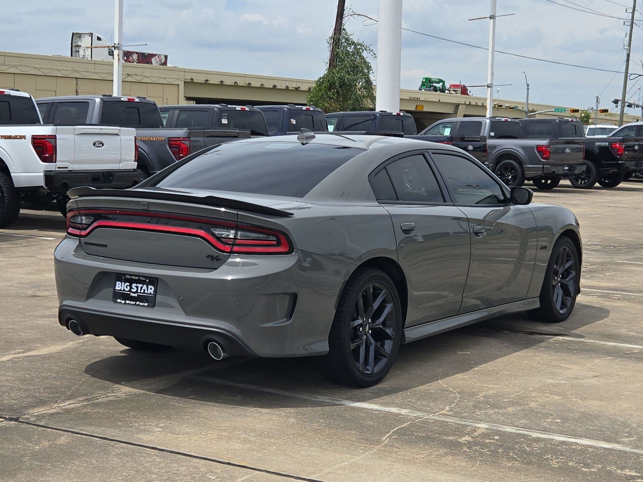 Used 2023 Dodge Charger R/T w/ Blacktop Package RWD image 3