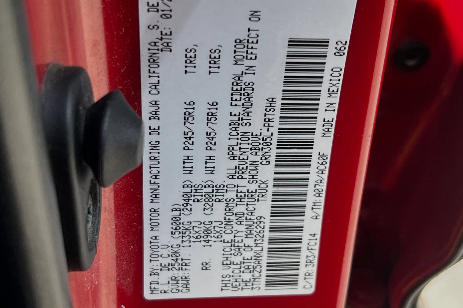 Used 2020 Toyota Tacoma SR5 AWD/4WD image 23