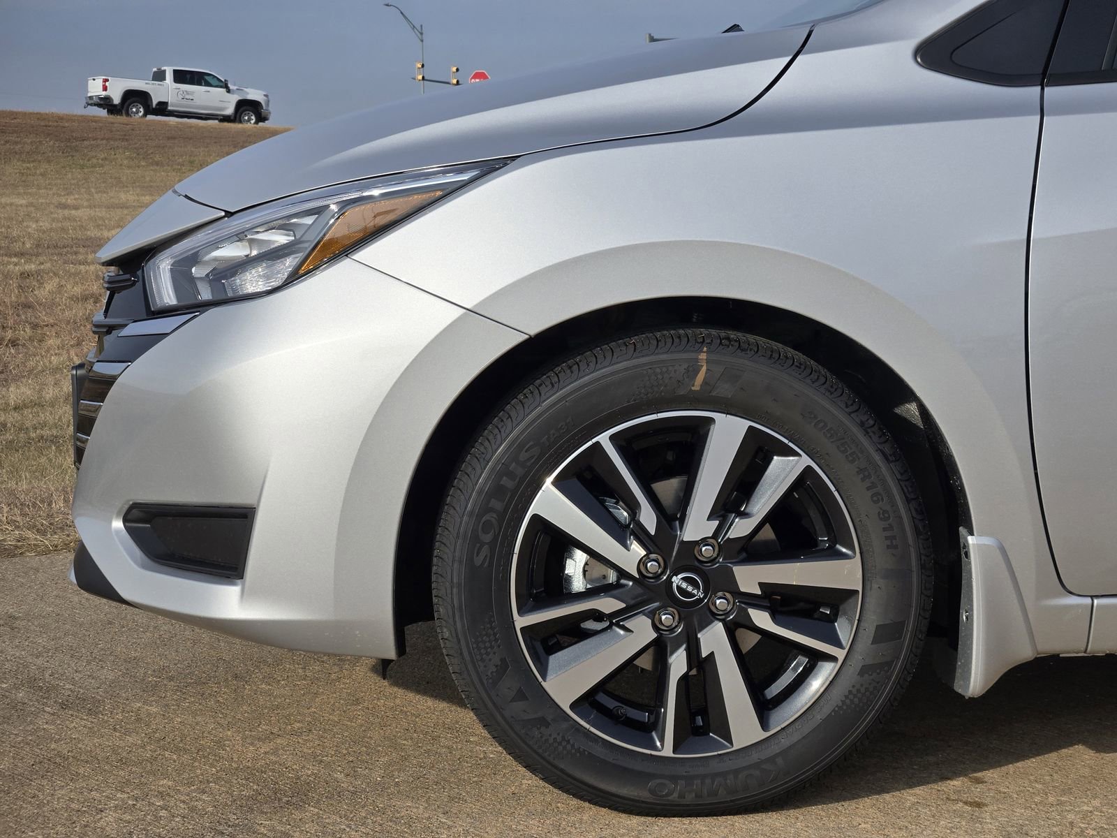 New 2025 Nissan Versa SV w/ Trunk Package image 10