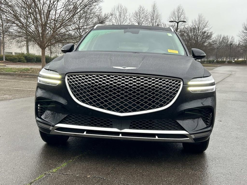 Used 2024 Genesis GV70 2.5T w/ Select Package AWD/4WD image 2