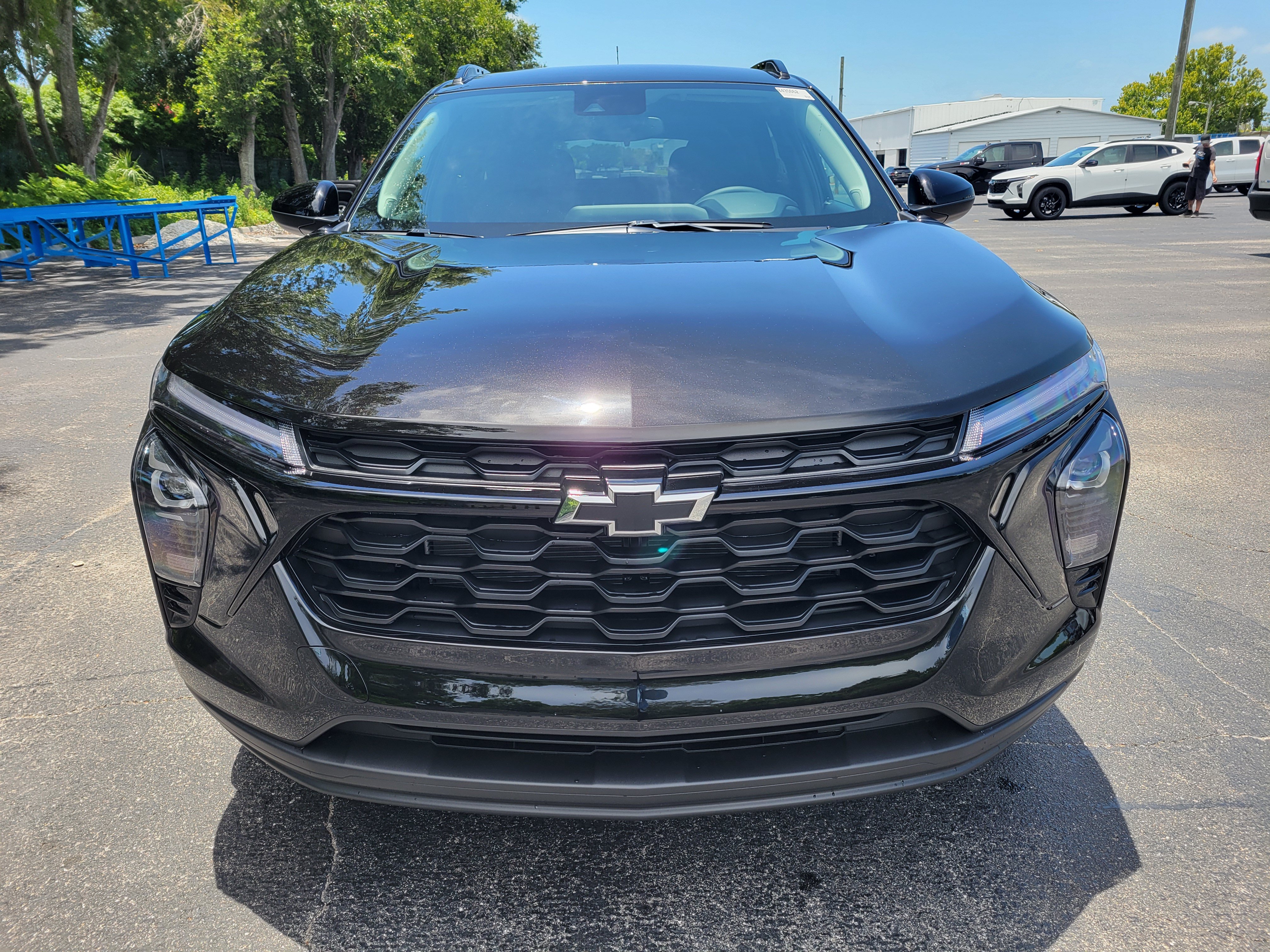 New 2026 Chevrolet Trax LT w/ Driver Confidence Package FWD image 2