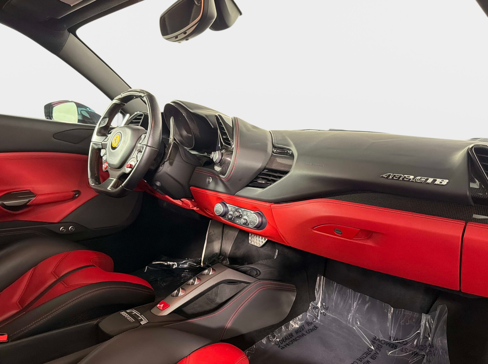 Used 2018 Ferrari 488 GTB RWD image 26