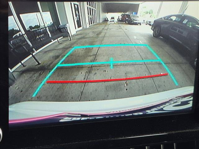 Used 2020 Toyota Corolla LE FWD image 12