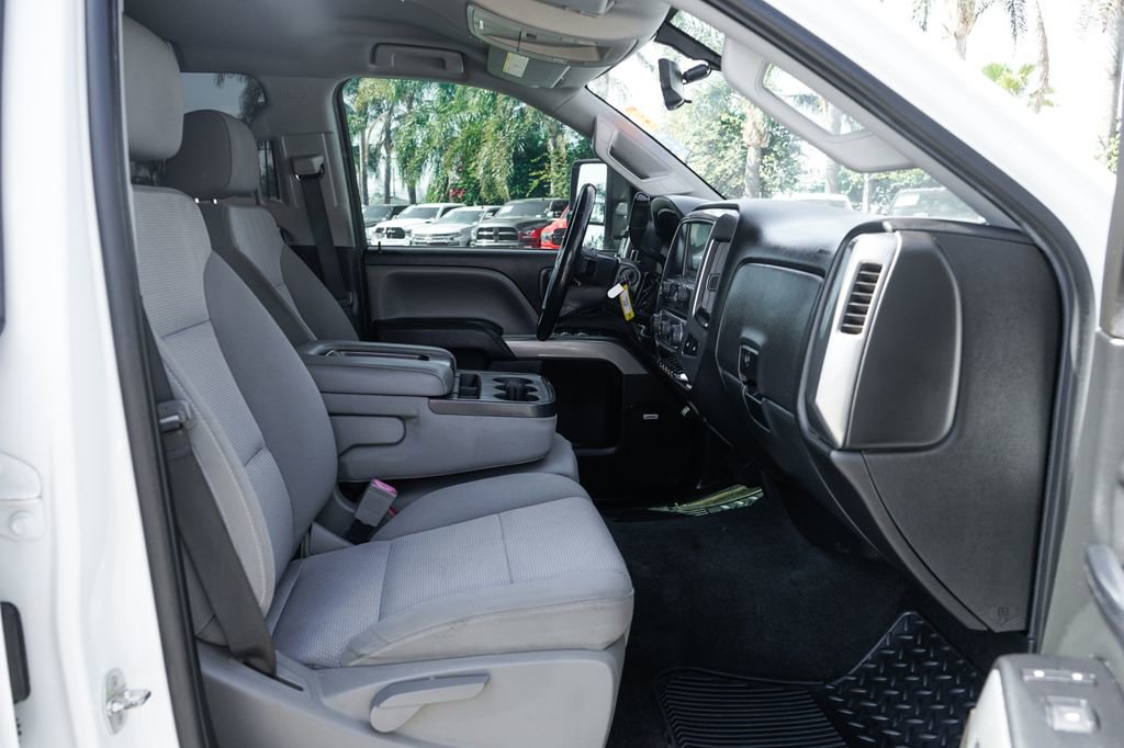 Used 2018 Chevrolet Silverado 2500 LT w/ Custom Sport Edition image 41