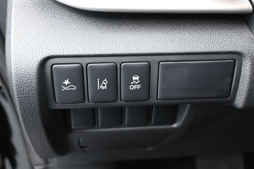 New 2026 Mitsubishi Eclipse Cross LE AWD/4WD image 15