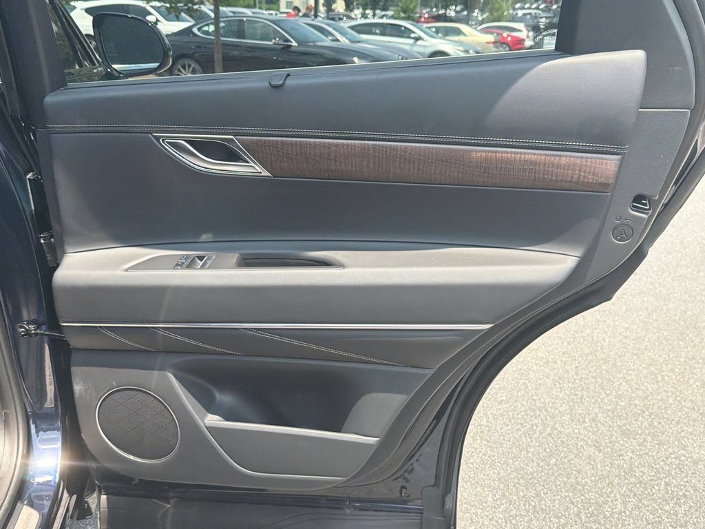 New 2026 Genesis GV80 2.5T Select AWD/4WD image 18