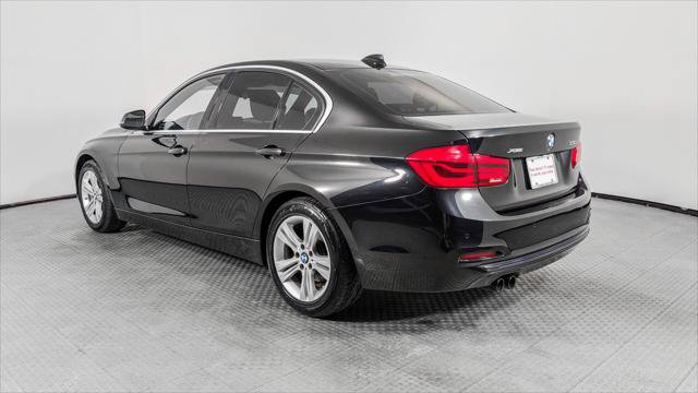Used 2017 BMW 330i xDrive Sedan AWD/4WD image 6