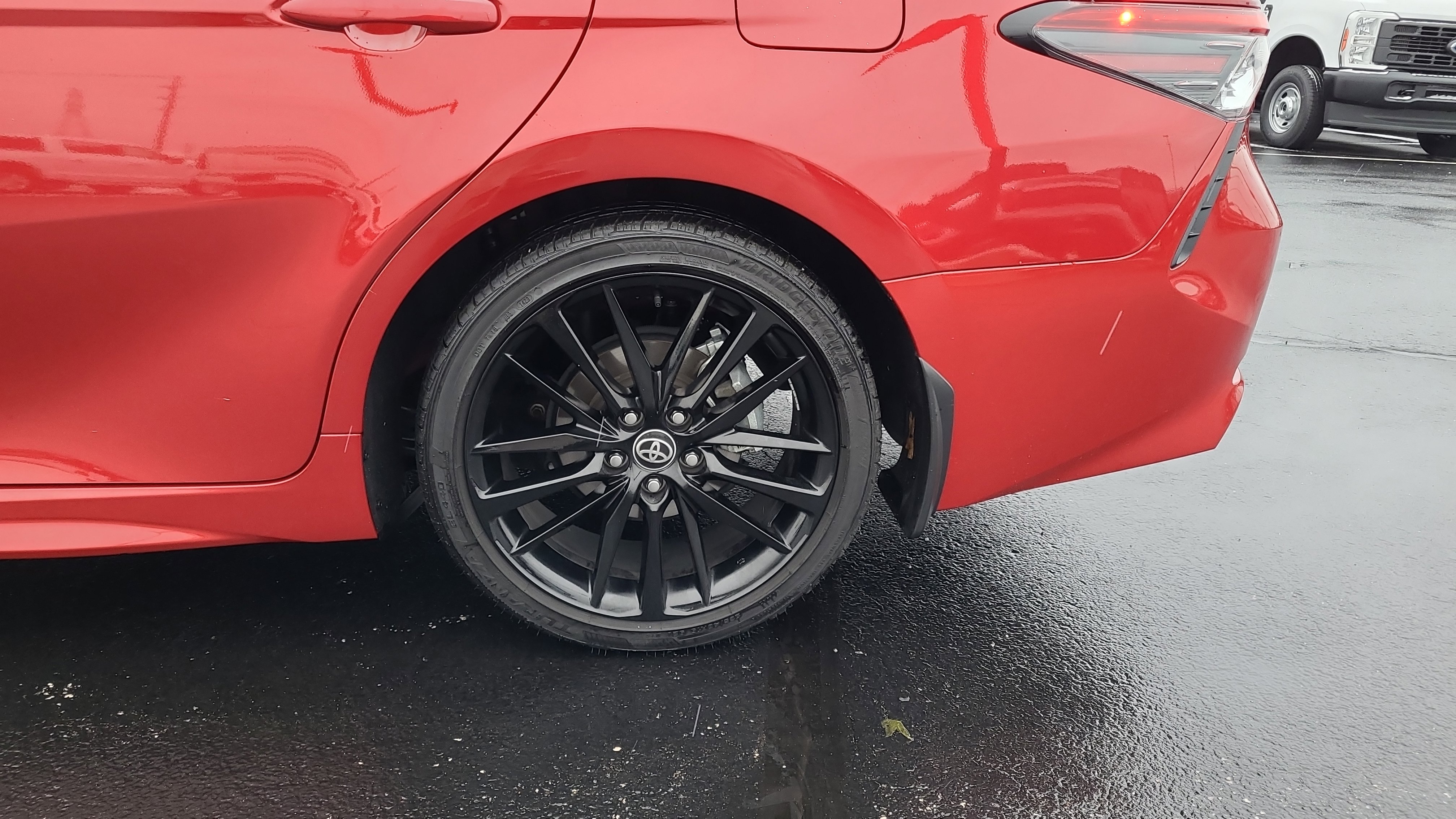 Used 2023 Toyota Camry XSE image 10