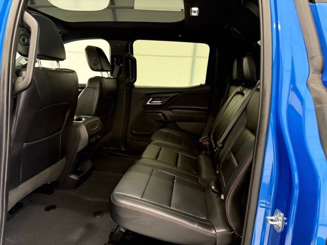 Used 2025 Chevrolet Silverado EV RST AWD/4WD image 18