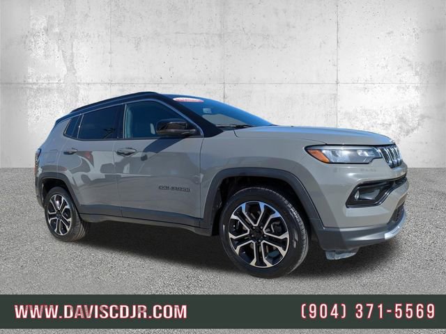 Used 2024 Jeep Compass Limited image 1