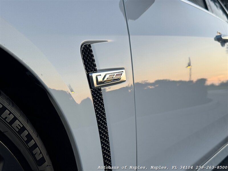 Used 2017 Cadillac CTS V w/ Carbon Fiber Package RWD image 13