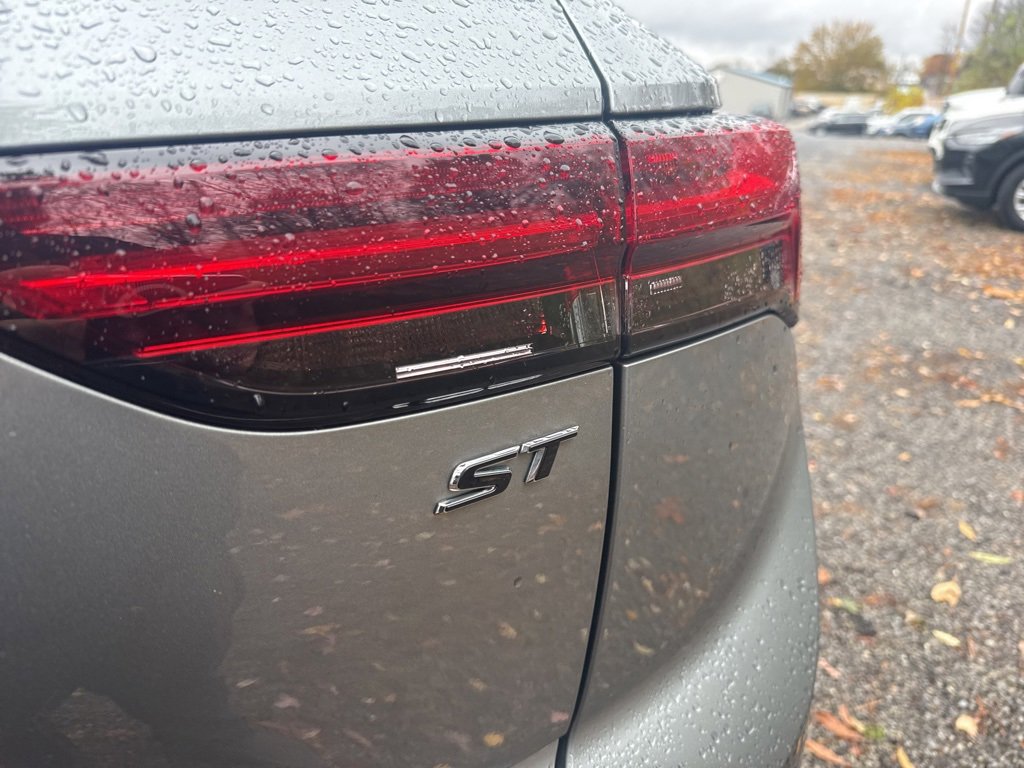 Used 2023 Buick Envision Preferred w/ Sport Touring Package image 10