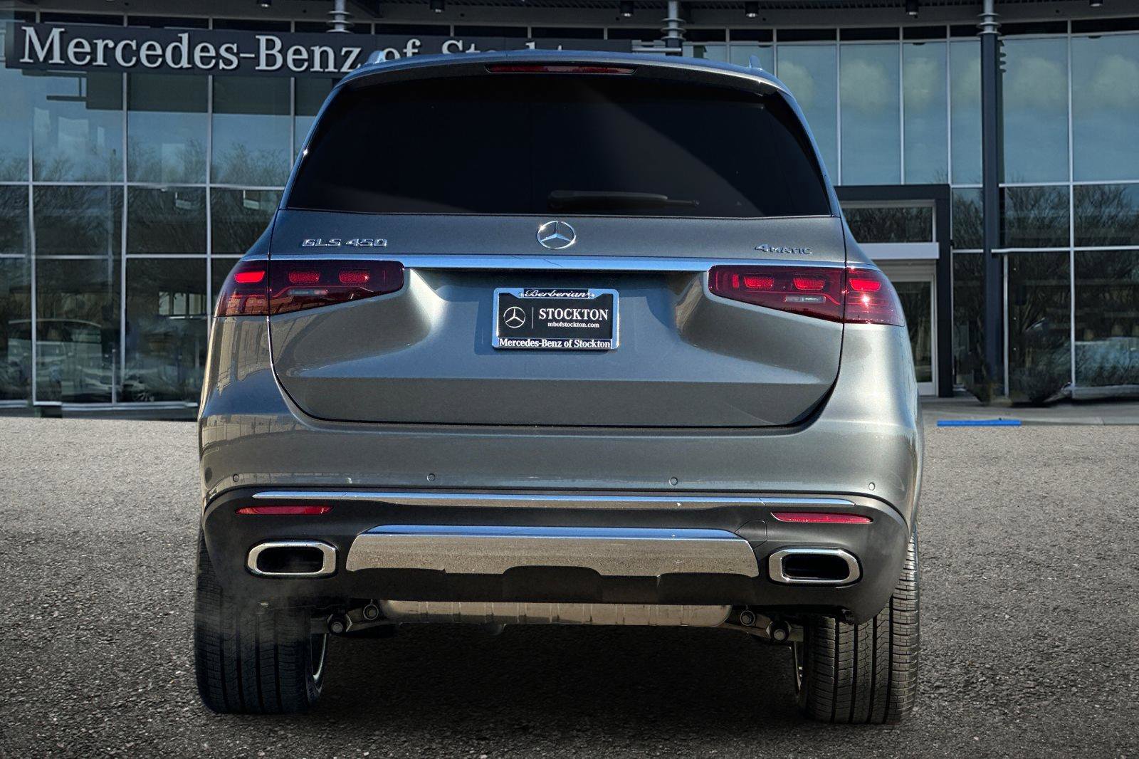 New 2026 Mercedes-Benz GLS 450 4MATIC image 5