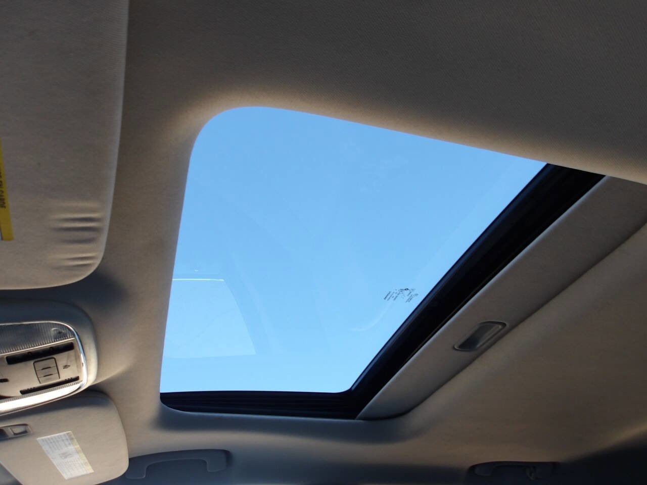 Used 2011 Jeep Grand Cherokee Laredo image 5