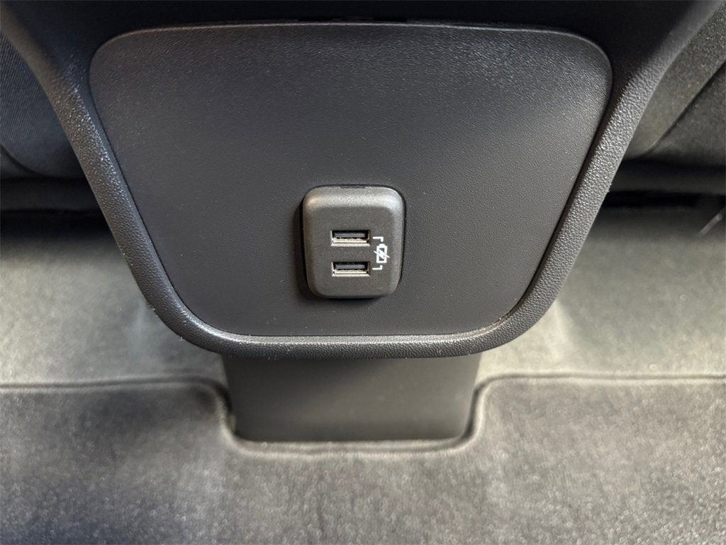 Used 2022 Chevrolet Equinox LS image 30