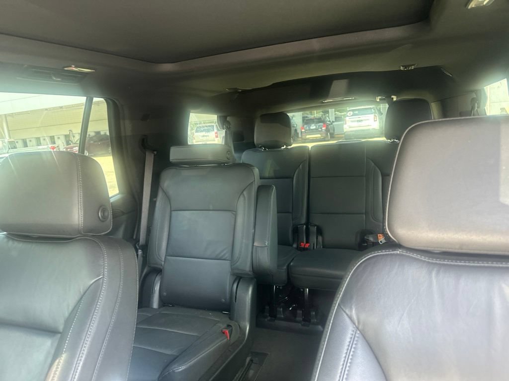 Used 2024 Chevrolet Tahoe Z71 w/ Luxury Package AWD/4WD image 24
