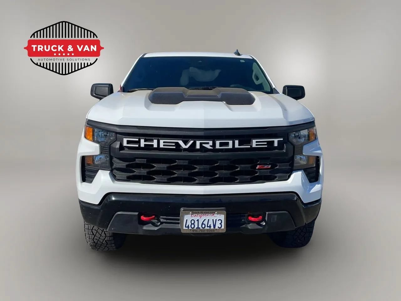 Used 2023 Chevrolet Silverado 1500 Custom Trail Boss AWD/4WD image 3